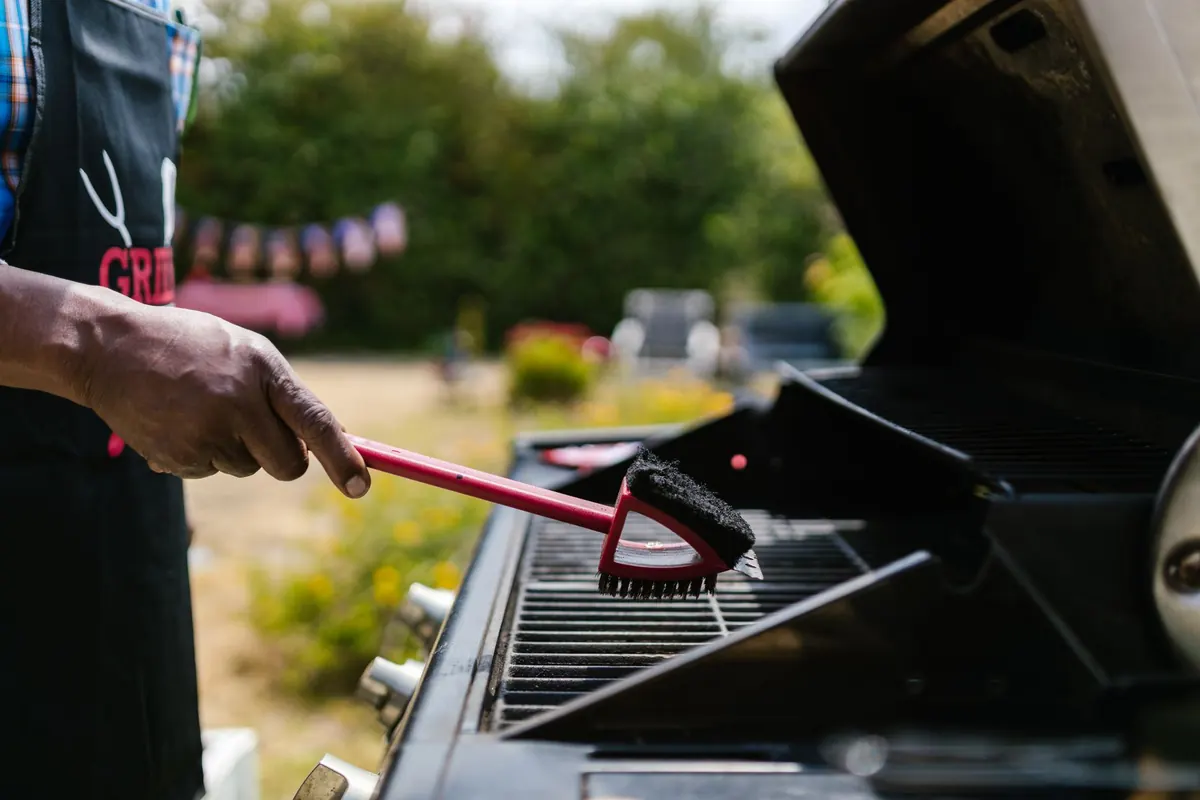 How to Clean and Store Your BBQ Accessories for Winter